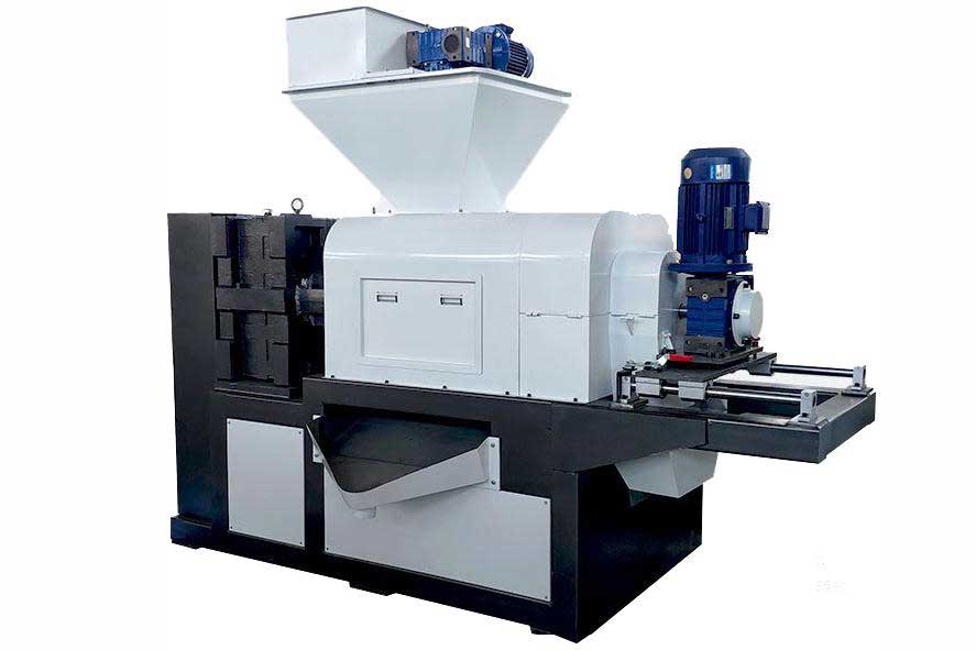 Floating washing tank