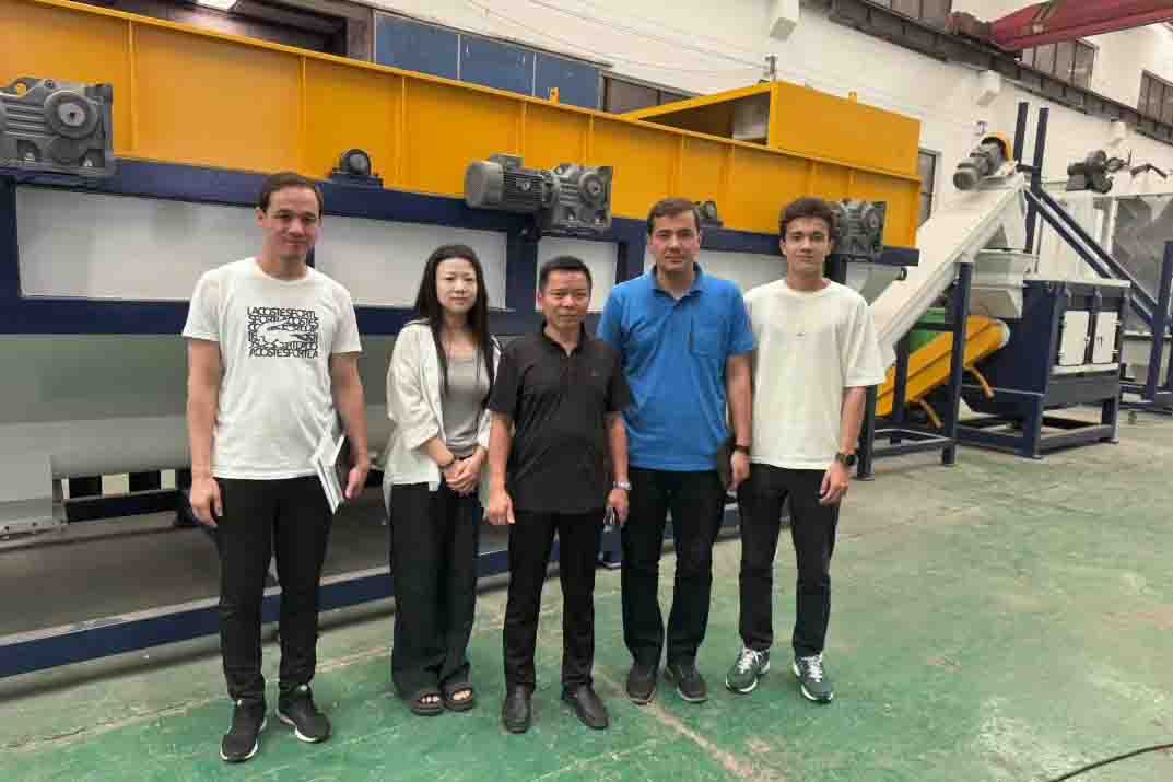 Asia 1500 kg/h PET bottles washing line